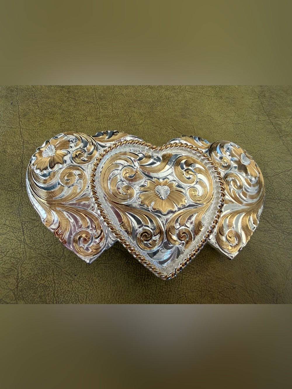 Montana Silversmiths Triple Heart Belt Buckle Gold & Silver